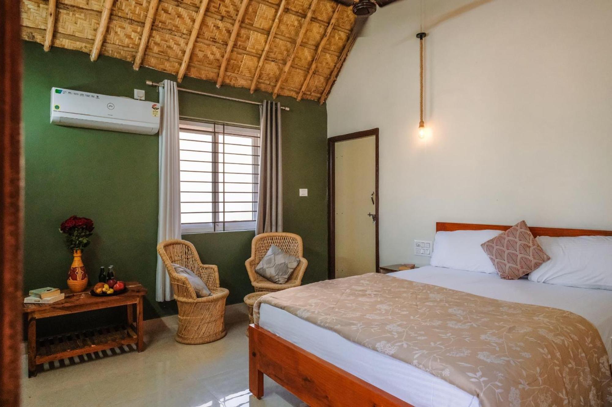 The Hideout Cottage And Restaurant Hampi Esterno foto